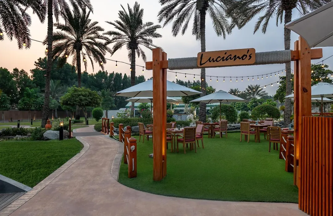 Al Habtoor Grand Resort, Autograph Collection-1