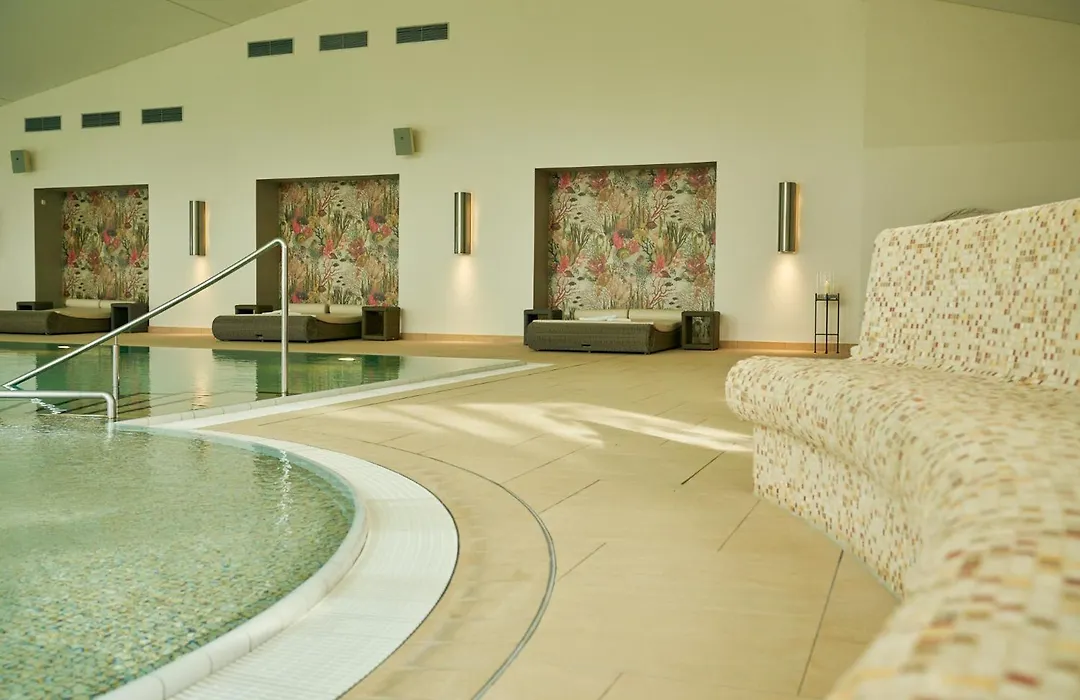 Strandhotel Fischland-1