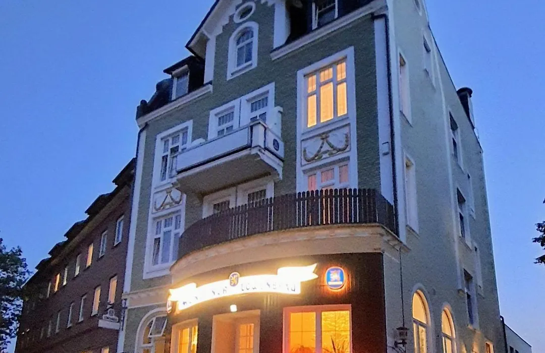 Hotel Münchner Löwenbräu-1
