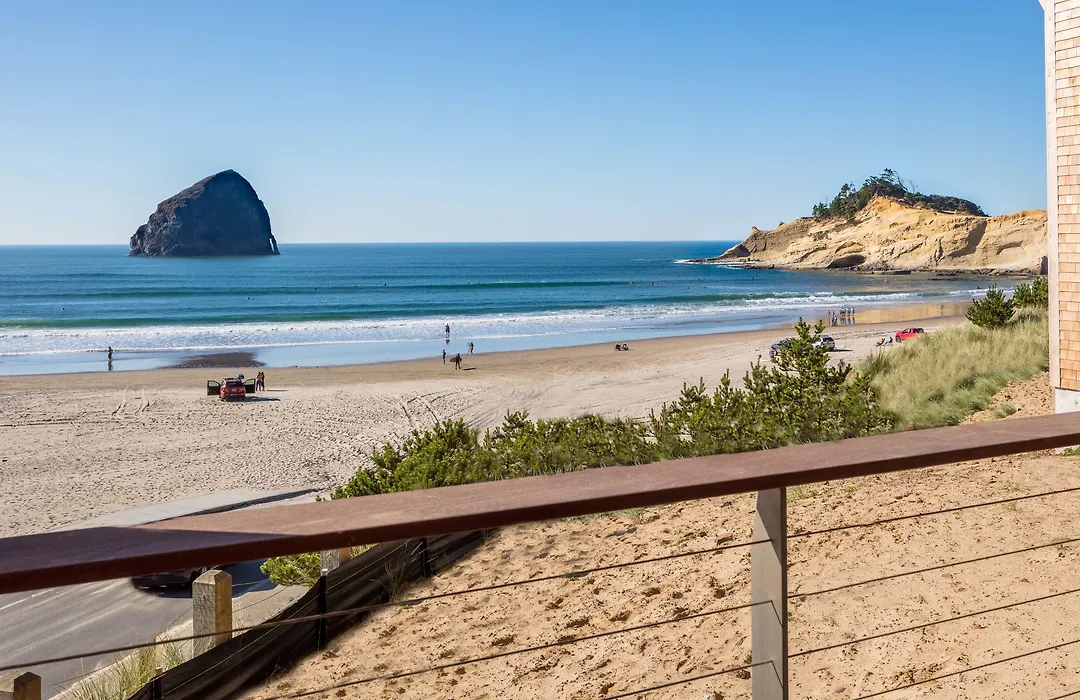 Headlands Coastal Lodge & Spa-1
