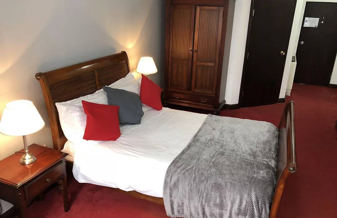The Clee Hotel - Cleethorpes, Grimsby, Lincolnshire-1