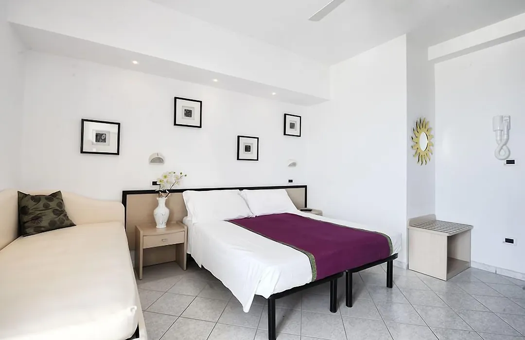 Hotel Thea-1
