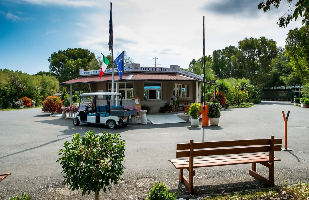 New Camping Le Tamerici-1