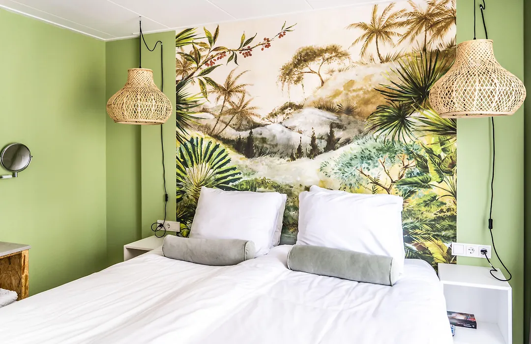 Boutique Hotel Charley'S-1