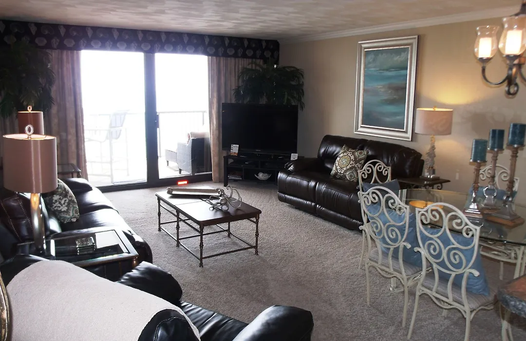 Club Regency At Regency Towers-1