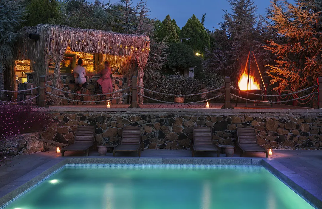 Simurg Inn-1