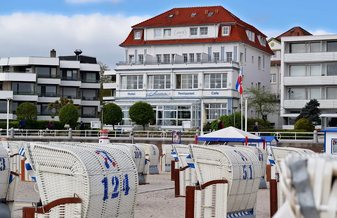 Hotel Strandschloesschen-1