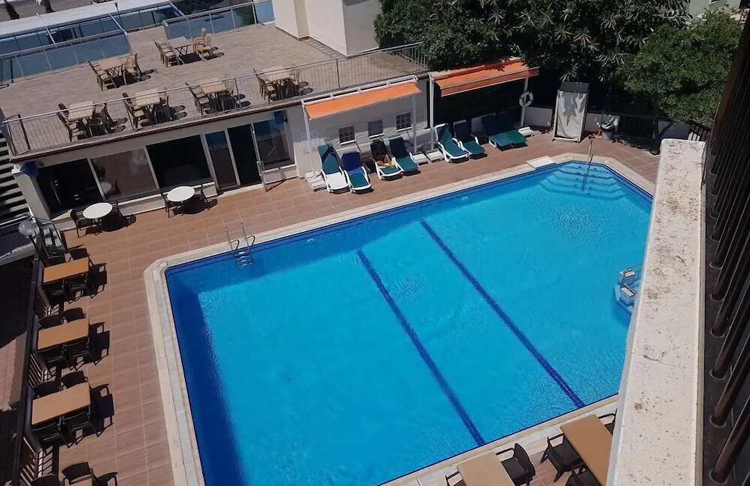 Malhun Hotel-1
