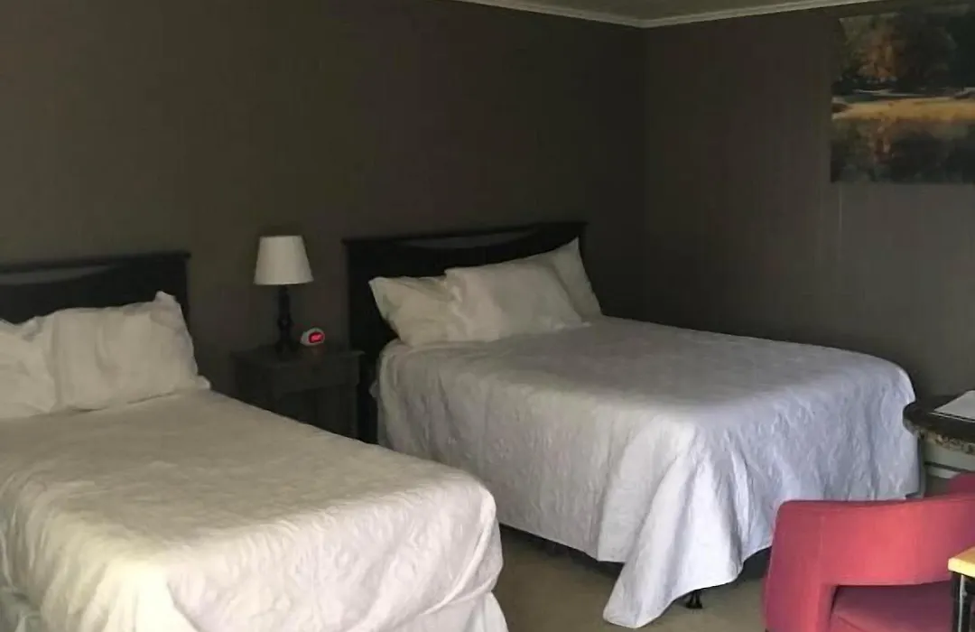 Oakes Oramel Inn-1