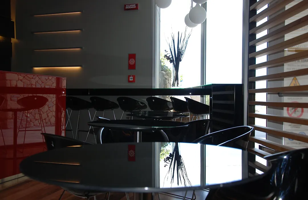 Sea Art Hotel-1