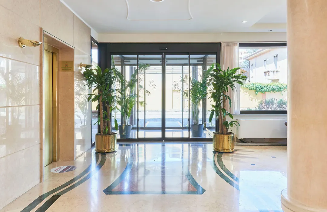 Hotel Cyrano-1