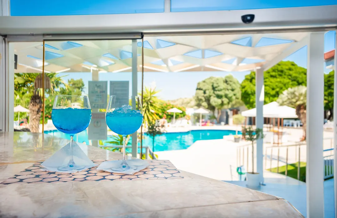 Happy Days Hotel, Adults Only-1