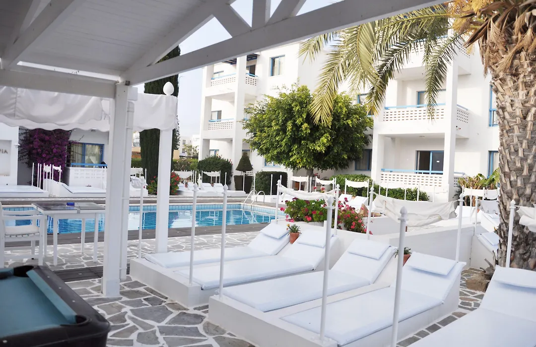Tasmaria Aparthotel-1