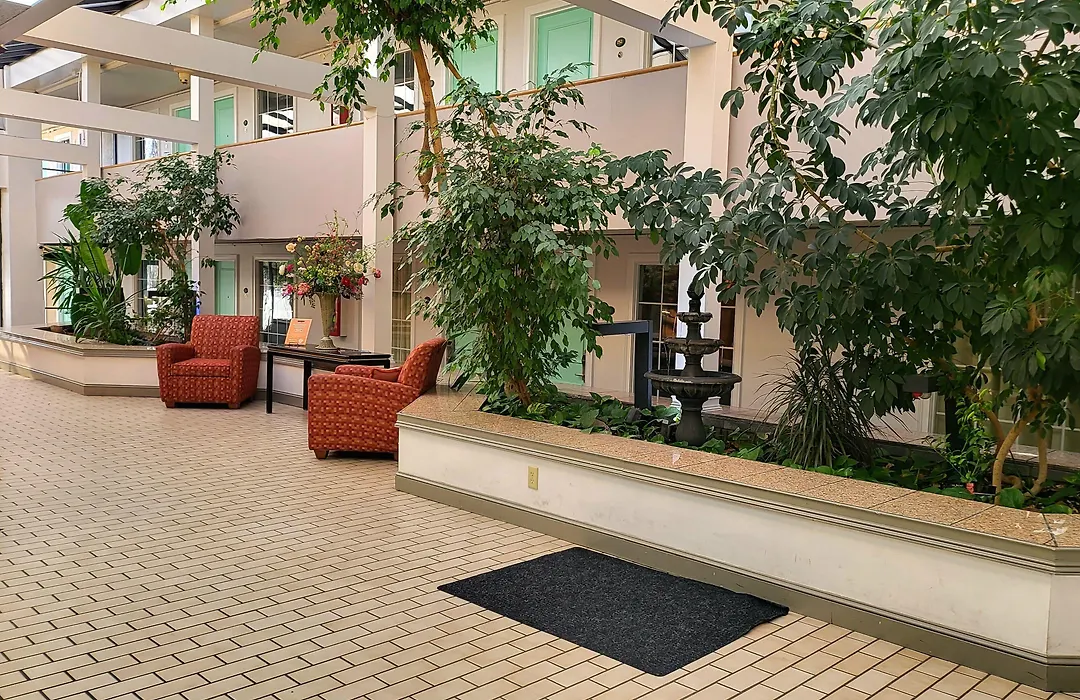 Greeneville Inn And Suites-1