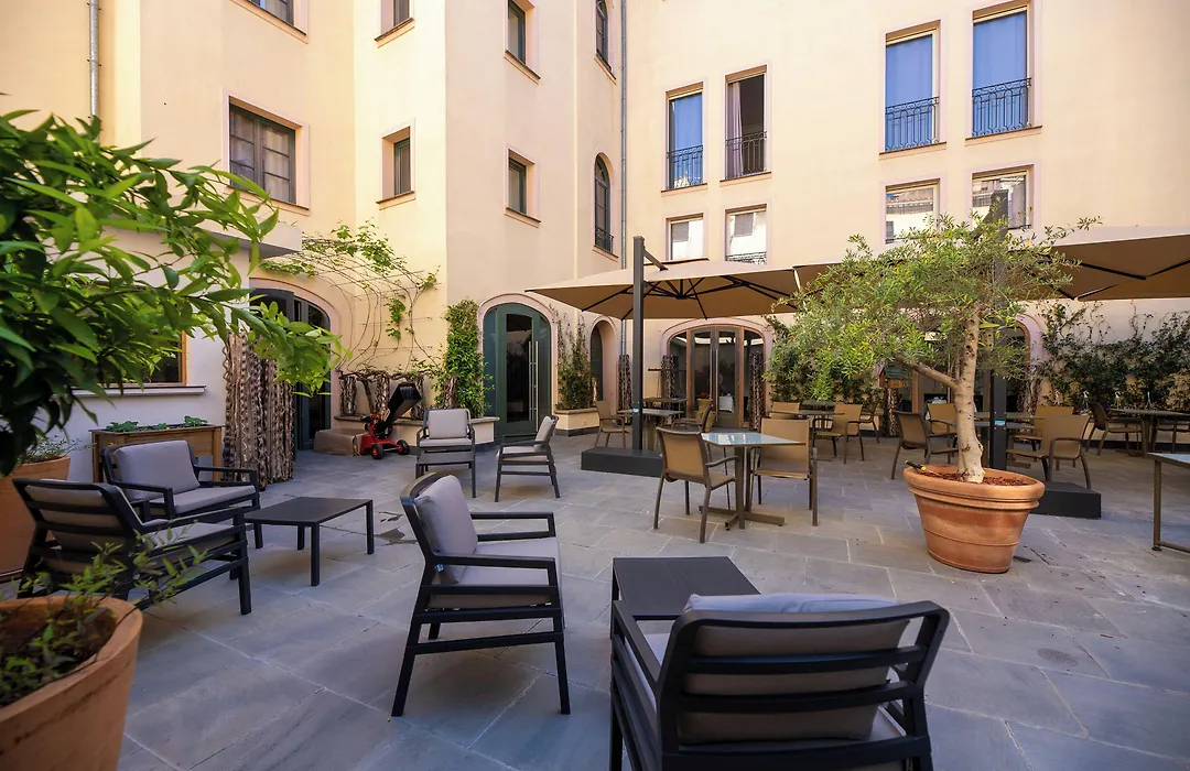 Hotel Pozzo Di Borgo-1