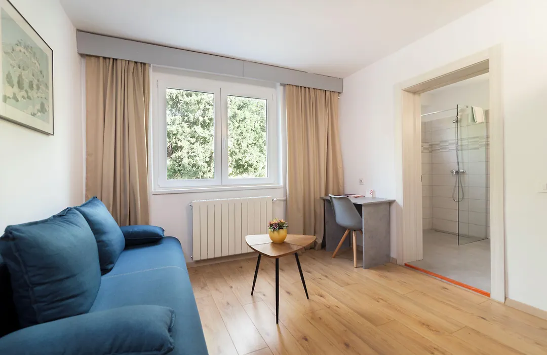 Boarding House Lucija-1