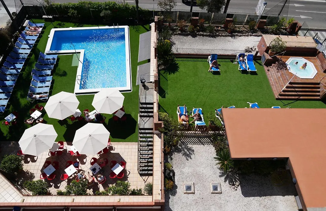 Htopfun Palm Beach & Spa-1