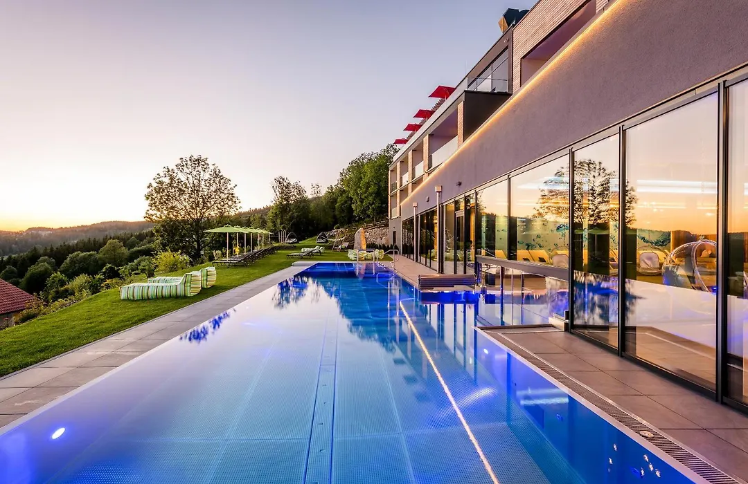 Hüttenhof - Wellnesshotel&Luxus-Bergchalets - Adults only-1