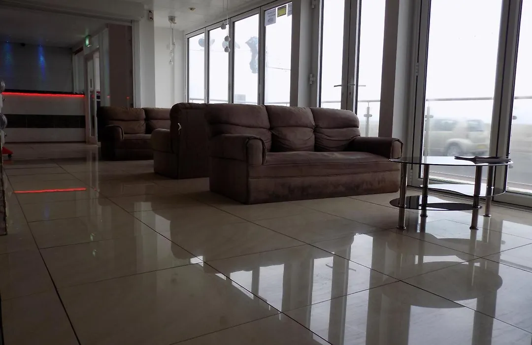The New Royal Windsor Hotel-1
