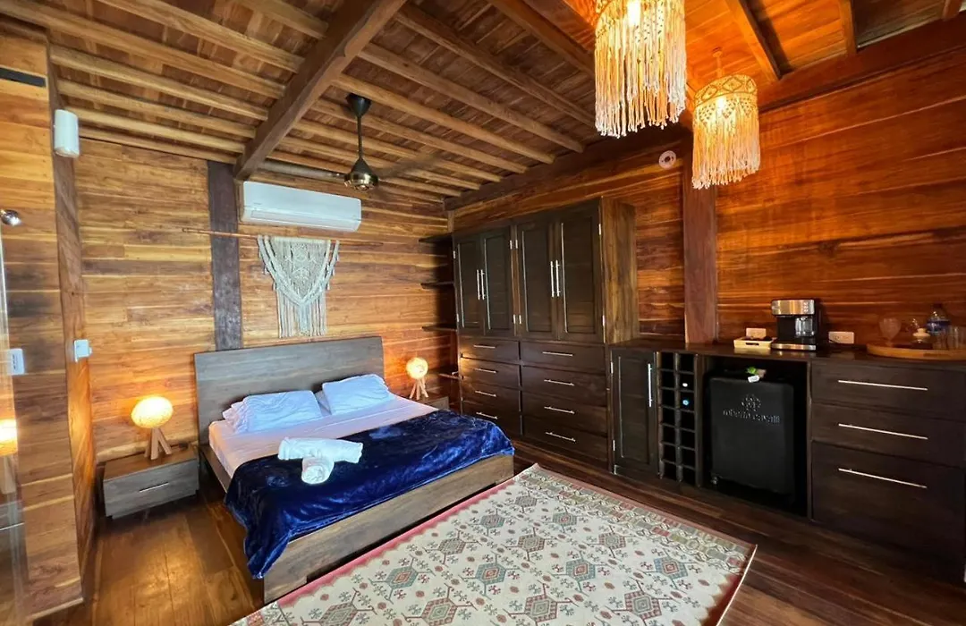 Yaku Hostel-1