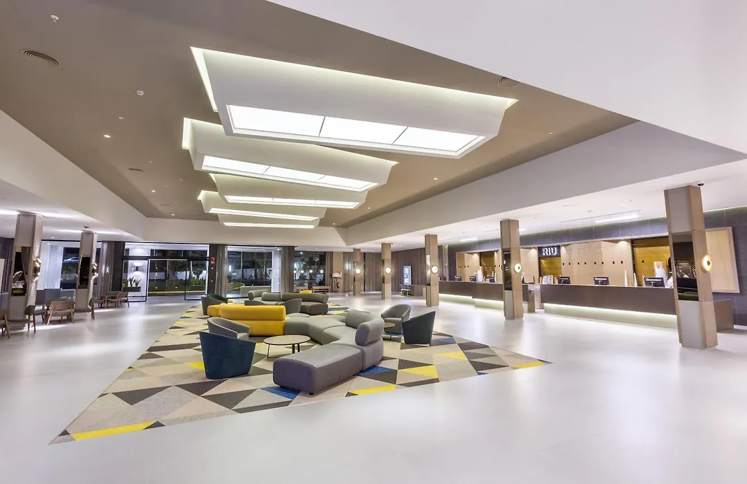 Hotel Riu Chiclana-1