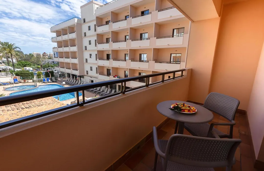 Invisa Hotel La Cala-1