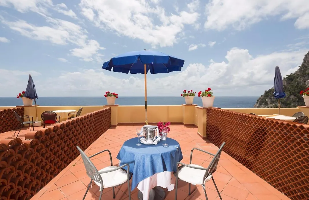 Hotel Weber Ambassador-1