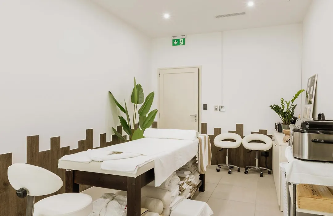 Boutique Hotel Nautica - Spa & Wellness, Free Parking, Pet Friendly-1