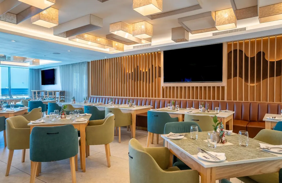Lagoon Beach Hotel&Spa-1