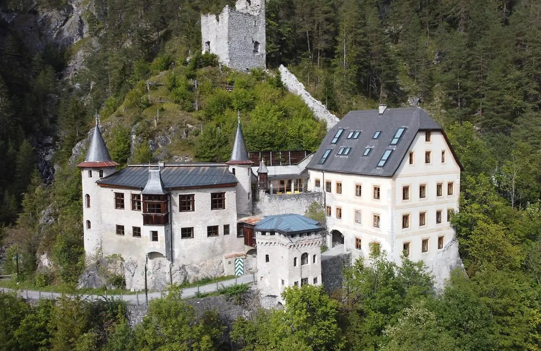 Hotel Schloss Fernsteinsee-1