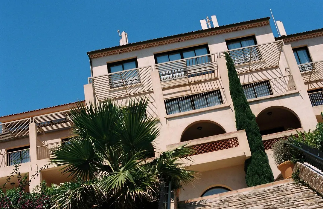 Hotel Helios - Ile des Embiez-1