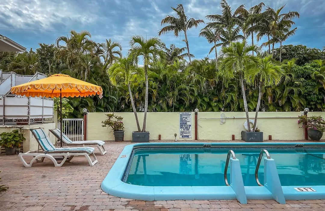 Ocean Lodge-1