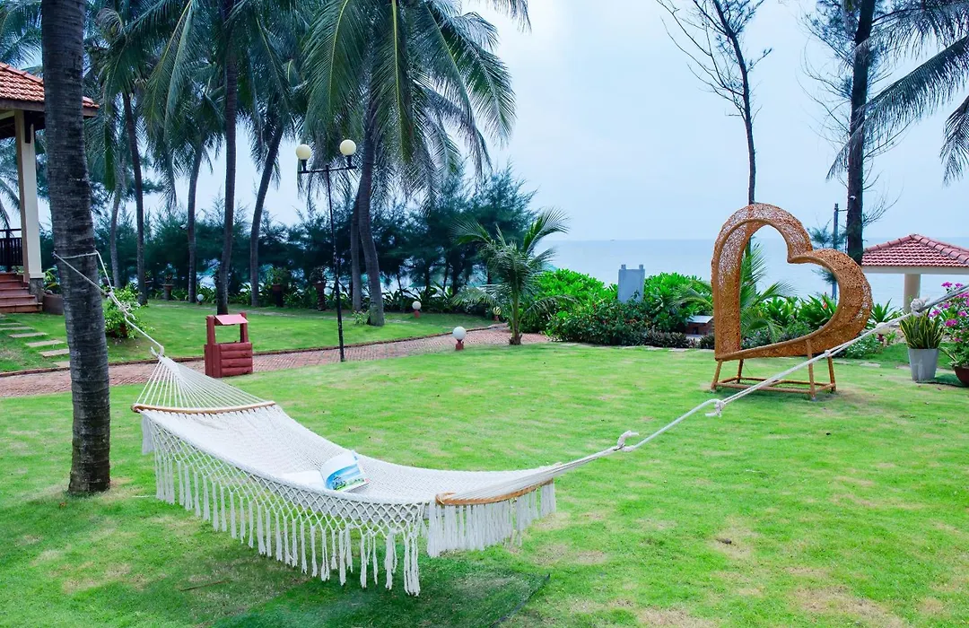 Golden Coast Resort & Spa-1