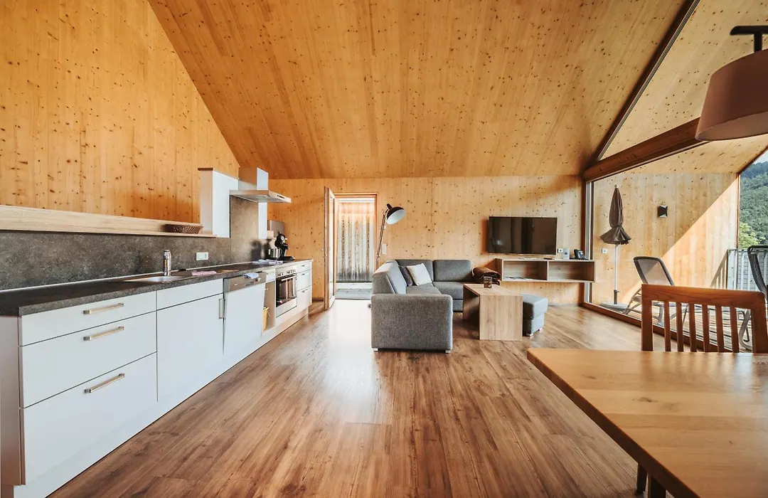 Regitnig - 4 Sterne Hotel Und Chalets-1