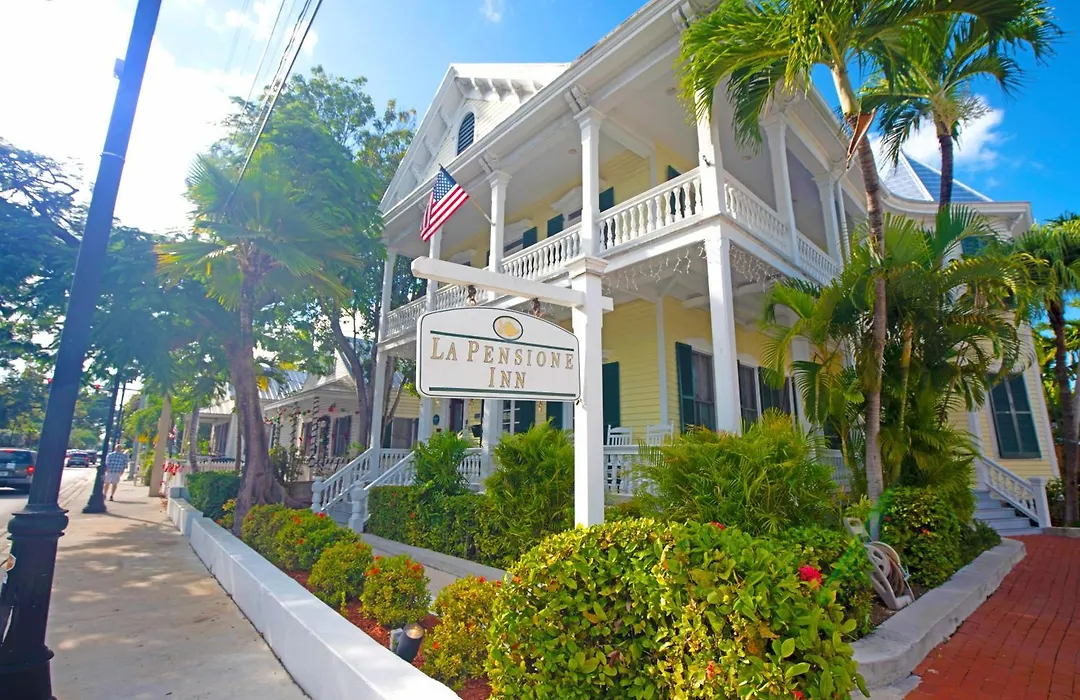 Silver Palms Inn & Historic Homes-1