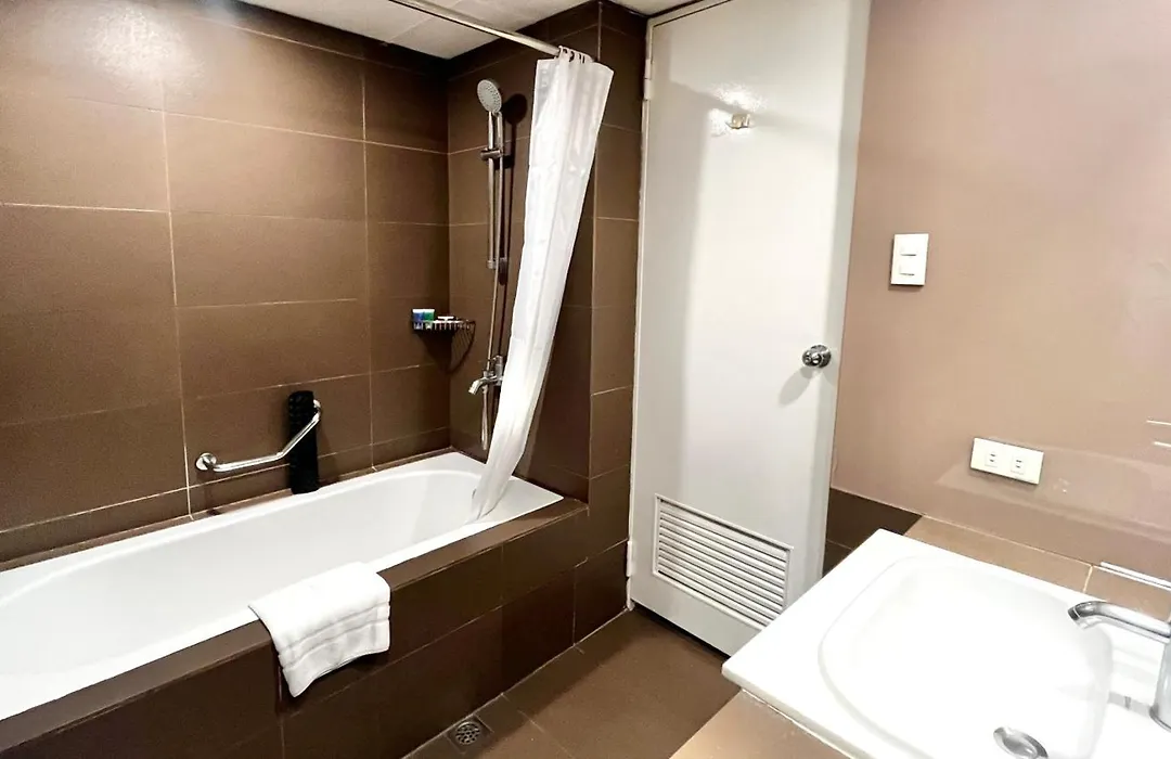 Riviera Mansion Hotel-1