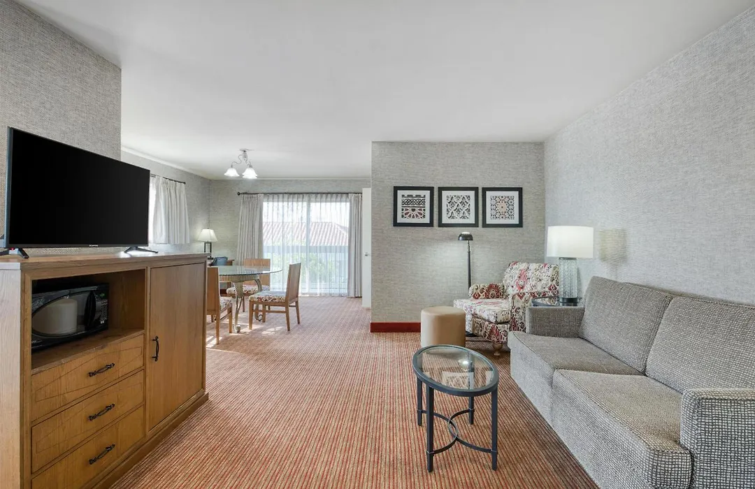 Surestay Hotel By Best Western Camarillo-1