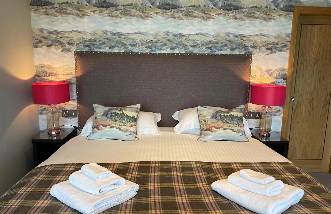 Clan Macduff Hotel-1