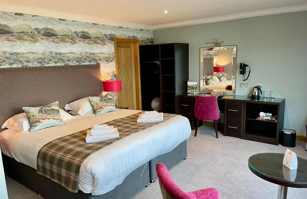 Clan Macduff Hotel-1