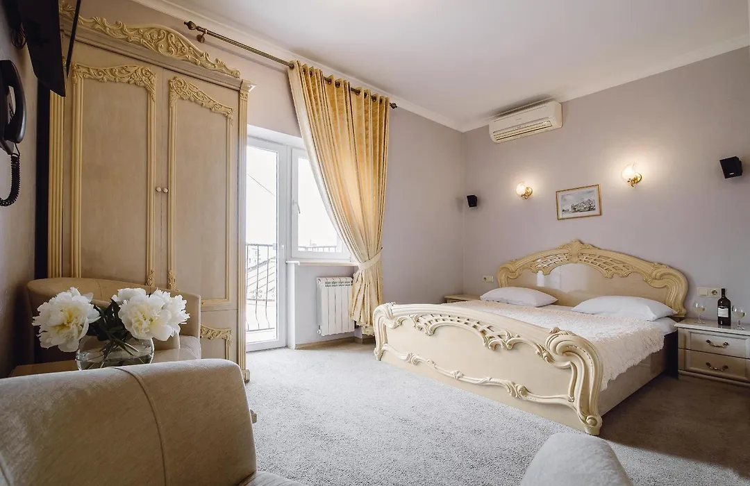 Ekaterina II Hotel-1