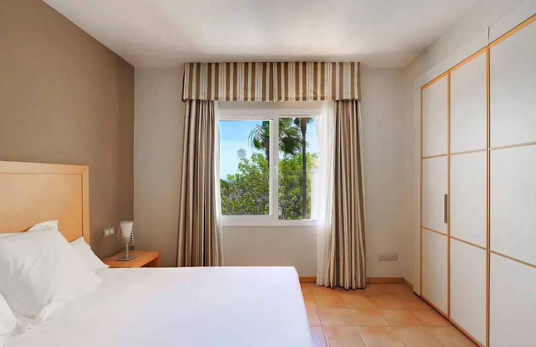 Elviria Hills Living-1