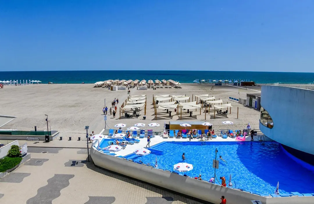 Zenith Hotel-1