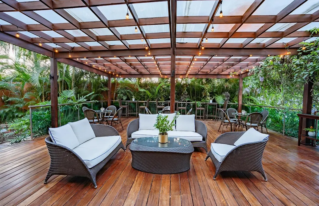 Hodelpa Garden Court-1