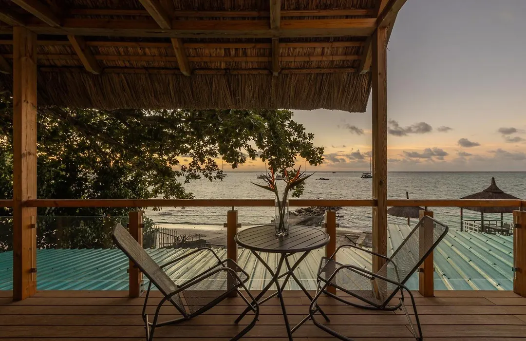 Coral Azur Beach Resort Mont Choisy-1