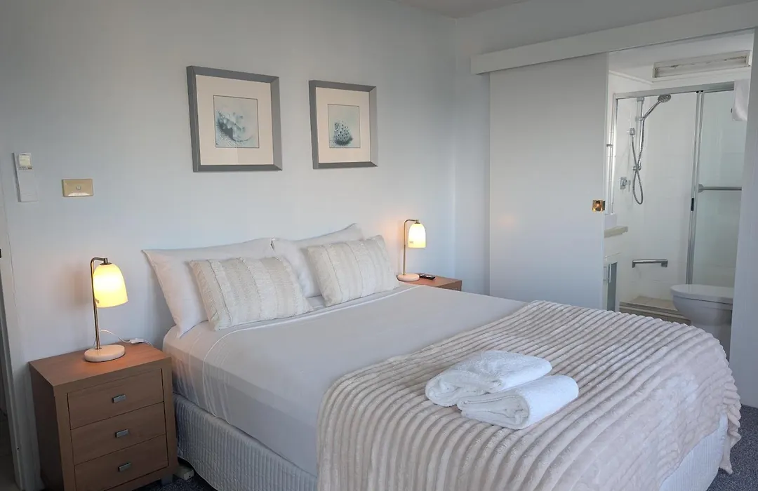Tradewinds Apartments-1