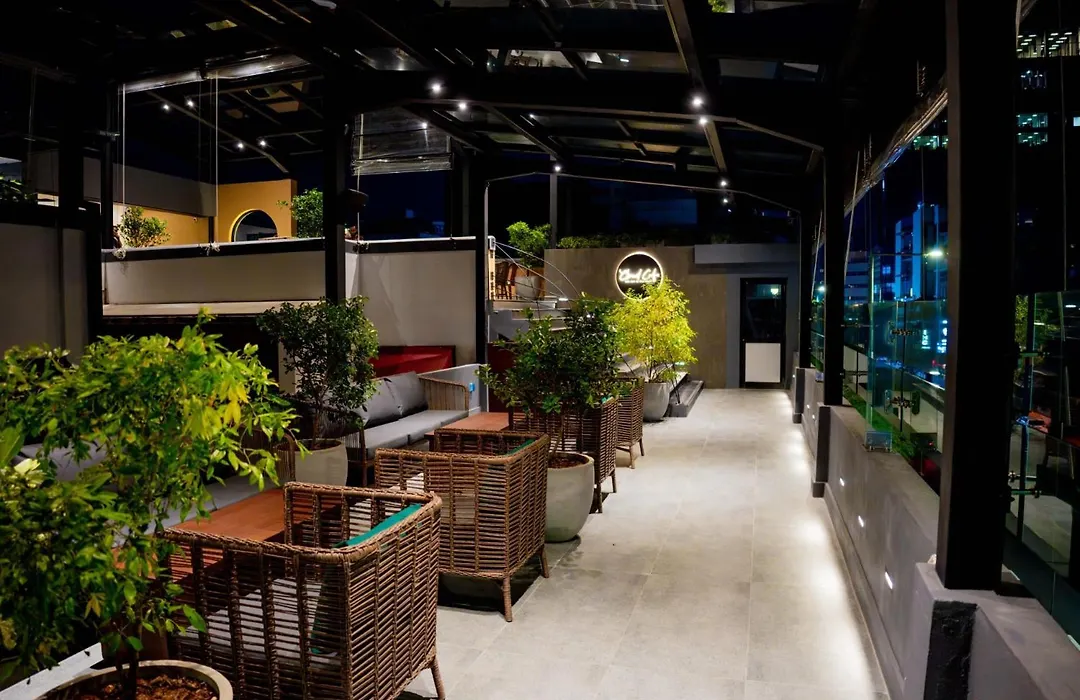 Colombo Court Hotel & Spa-1