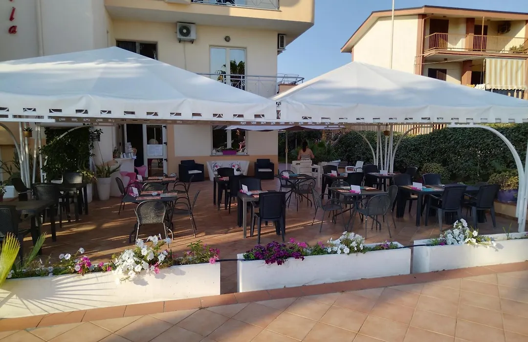 Hotel La Villa-1
