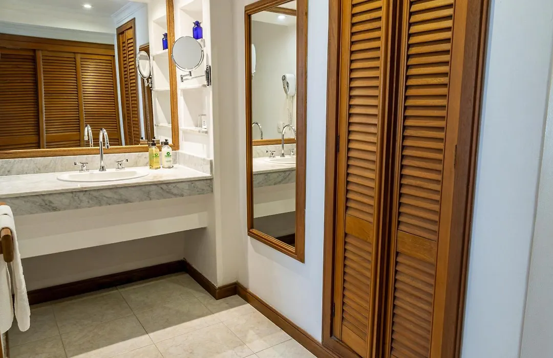 Hotel Irotama XXI-1