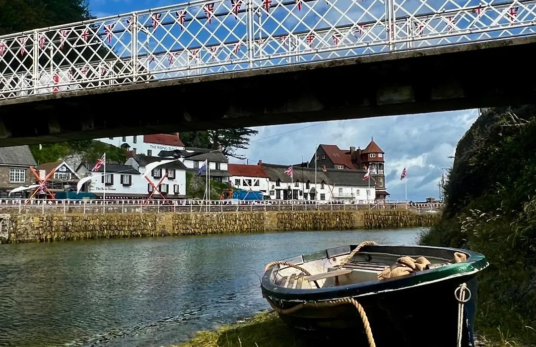 Riverside Cottage B&B-1