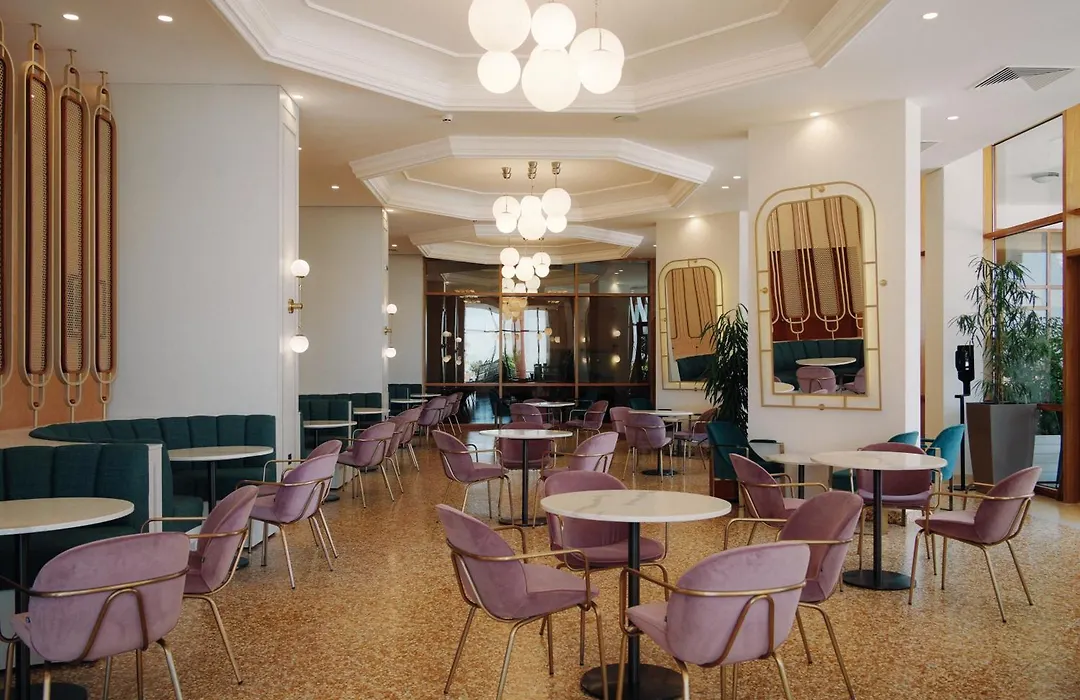 Dit Majestic Beach Resort-1